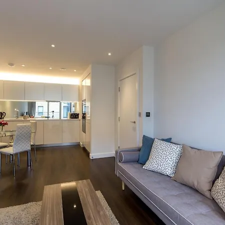 Blissful One Bed Near The River *