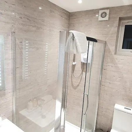 Apartamento Garland Stylish 2 In Greater *