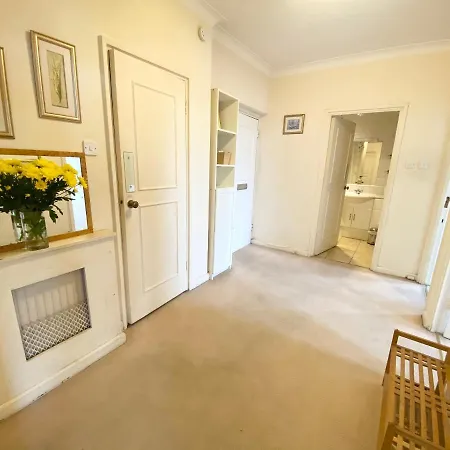 Victoria And Buckingham Palace Apartment *
