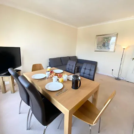 Apartment Victoria And Buckingham Palace