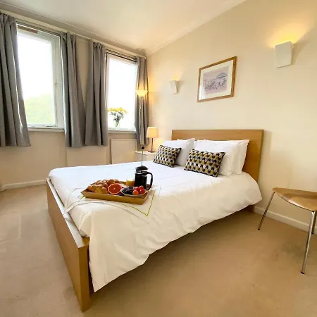 Apartment Victoria And Buckingham Palace London