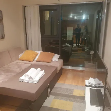 Apartment Canary Wharf, E14 9ne London