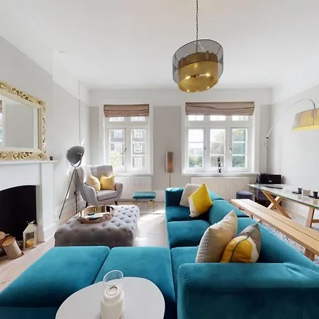 Modern 2 Bed Flat - The Black Dog Pub - 6 Mins From Vauxhall Station Londra