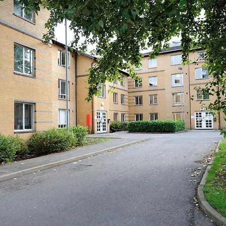 Guest house Private In Colindale - Sk The Hyde