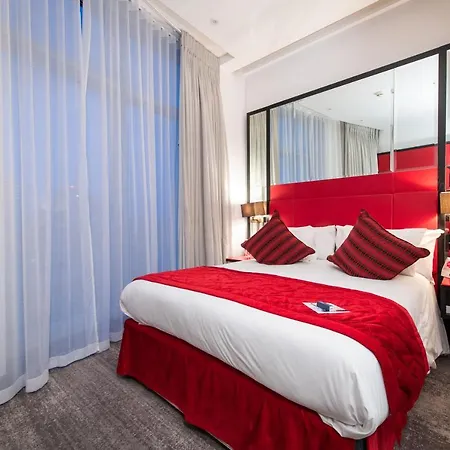 Hotel Crowne Plaza Battersea London