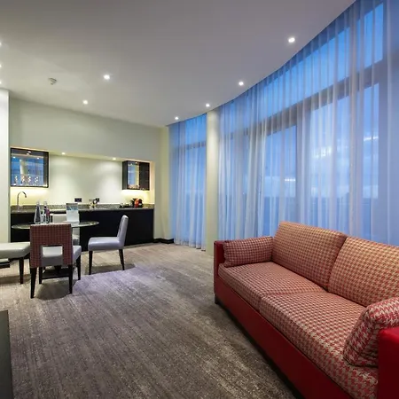 Crowne Plaza Battersea Hotel London