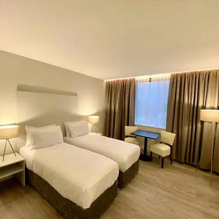 So Park Battersea 4* London