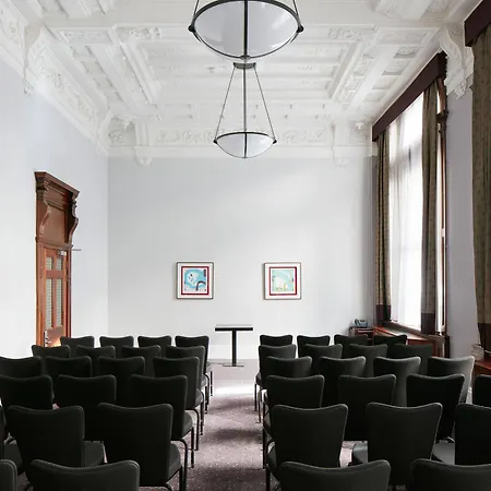 The Grand At Trafalgar Square Hotel