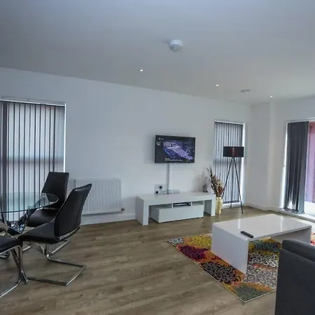 Exquisite One Bed Apartment