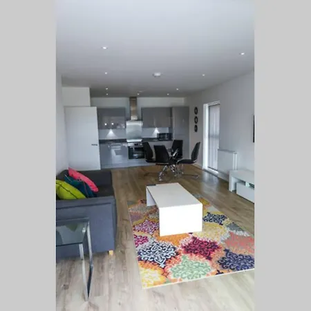 Exquisite One Bed * London