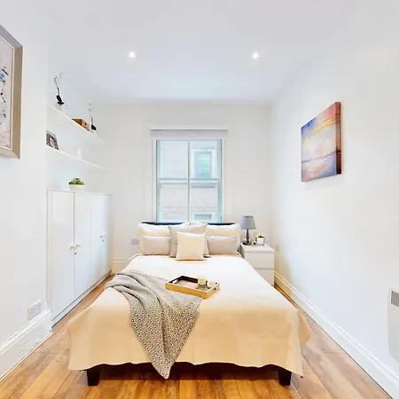 Park Lane Jermyn Street Apartment *
