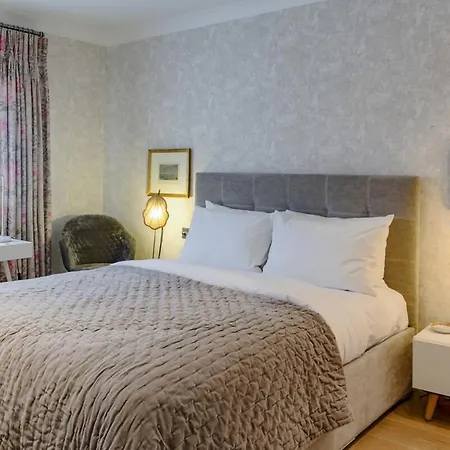 Apartment Beautiful 2 Bedroom 2 Bath Flat In South Kensington *