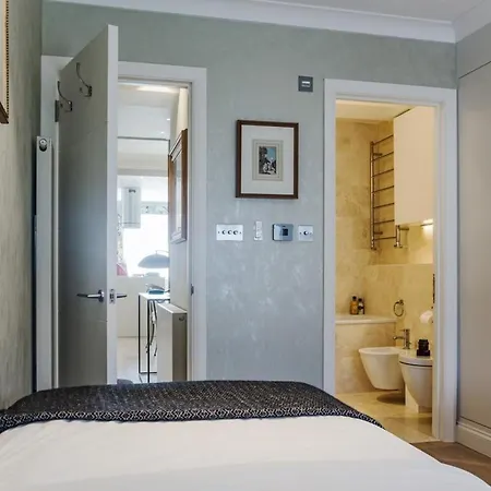 Apartment Beautiful 2 Bedroom 2 Bath Flat In South Kensington *