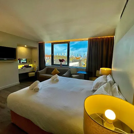So Park Battersea 4*