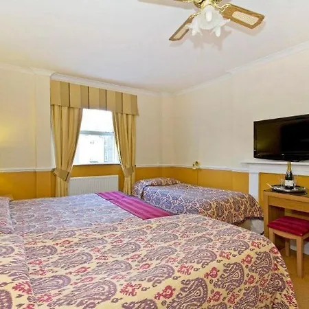 Admiral At Park Avenue London