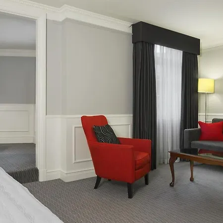 The Dilly Hotel 5*