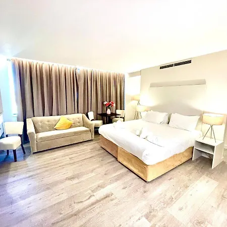 So Park Battersea Aparthotel London