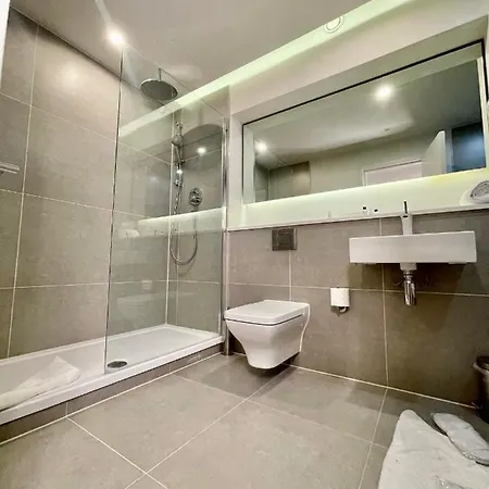 Aparthotel So Park Battersea London