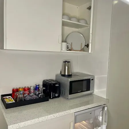 Aparthotel So Park Battersea 4*