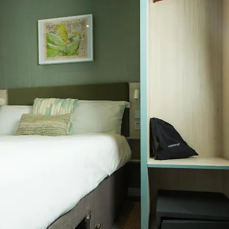 Hotel Caring 3*