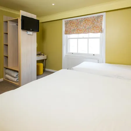 Hotel Caring London