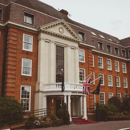 The Lensbury 4*