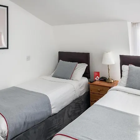 Apollo Kings Cross 3*