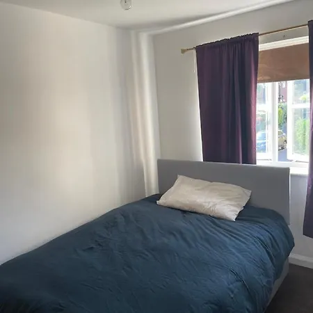Homestay Private Guest Room Hillingdon