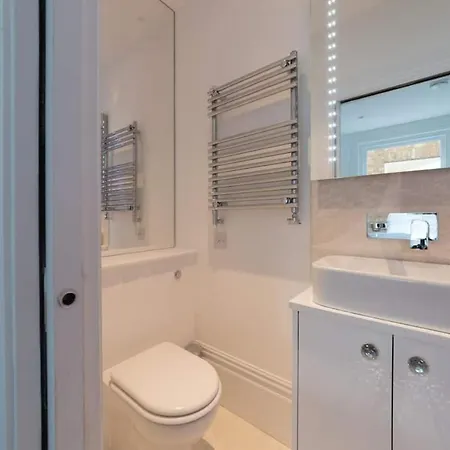 Lejlighed Luxury 2 Bed With Sw Facing Terrace *