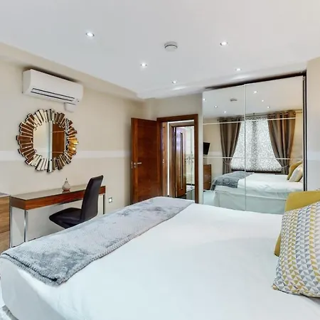 Apartment Bryanston London