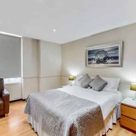 Apartment Bryanston *