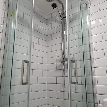 In With Shared Bathroom