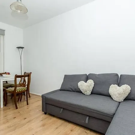 1 Bedroom *zone 1* Elephant And Castle Apartamento Londres