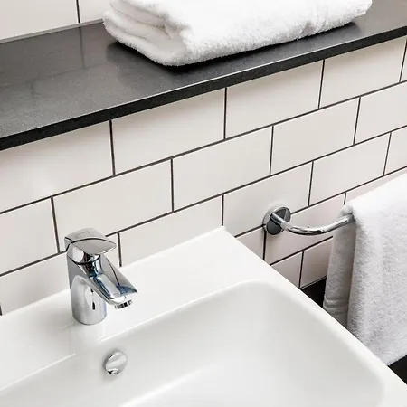 Ibis London Point فندق