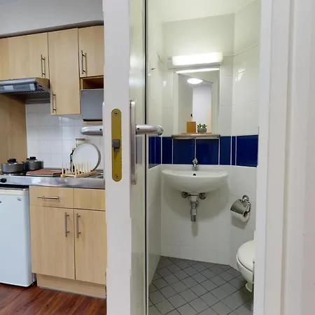 Private Bedrooms With Shared Kitchen And At Iq Tufnell House In * Londres