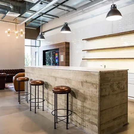 Contemporary At Chapter White In