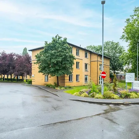 Guest house Private In Colindale - Sk The Hyde