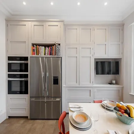 Veeve - Heart Of Chelsea Apartment *