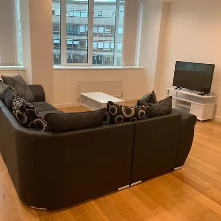 아파트 Modern 2 Bed 2 Bath In Central Croydon! *