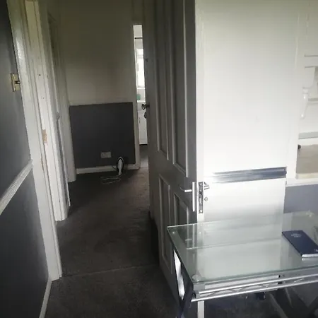 23 Crowhurst Way אורפינגטון