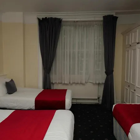 Hotel Arran House 3*