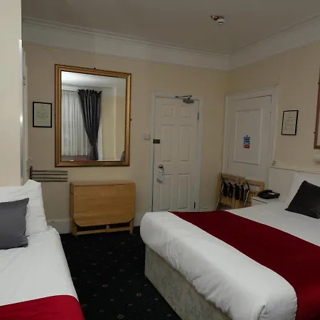 Arran House 3*