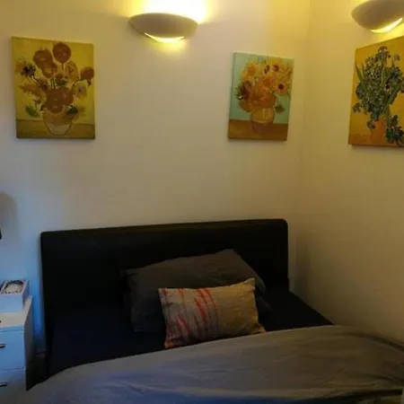 Rum i privatbostad Lovet Homestay *