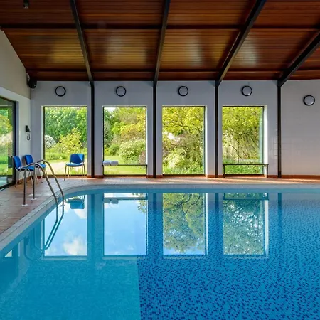 Hotell Warren House Kingston upon Thames (Greater London)