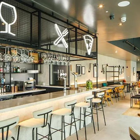 فندق Ibis London Point سوتون