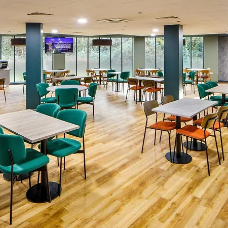 Hotel Ibis Budget London Heathrow Terminal 5 Hillingdon