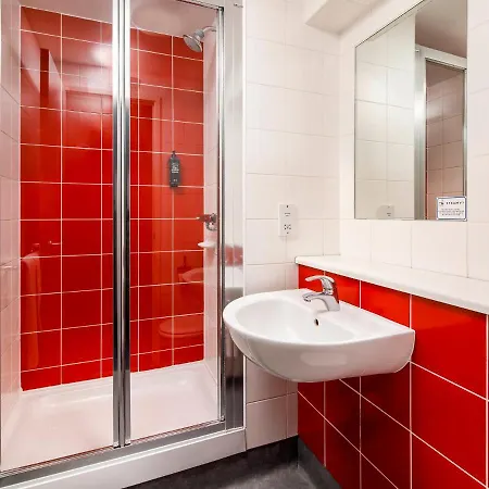 Ibis Budget London Heathrow Terminal 5 Hotel 3*