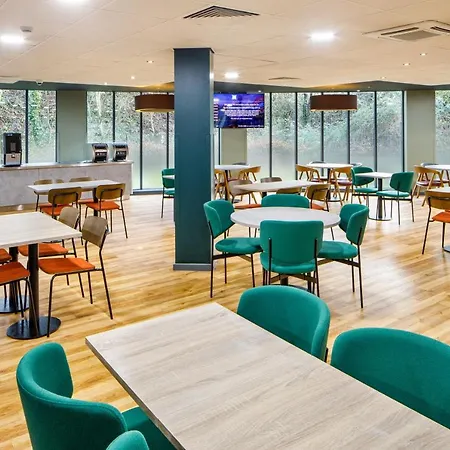 Hotel Ibis Budget London Heathrow Terminal 5 Hillingdon