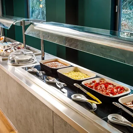 Ibis Budget London Heathrow Terminal 5