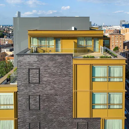 Hyatt Place East Hotel 4*
